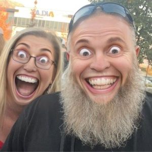 Meet your Posher, Dustin